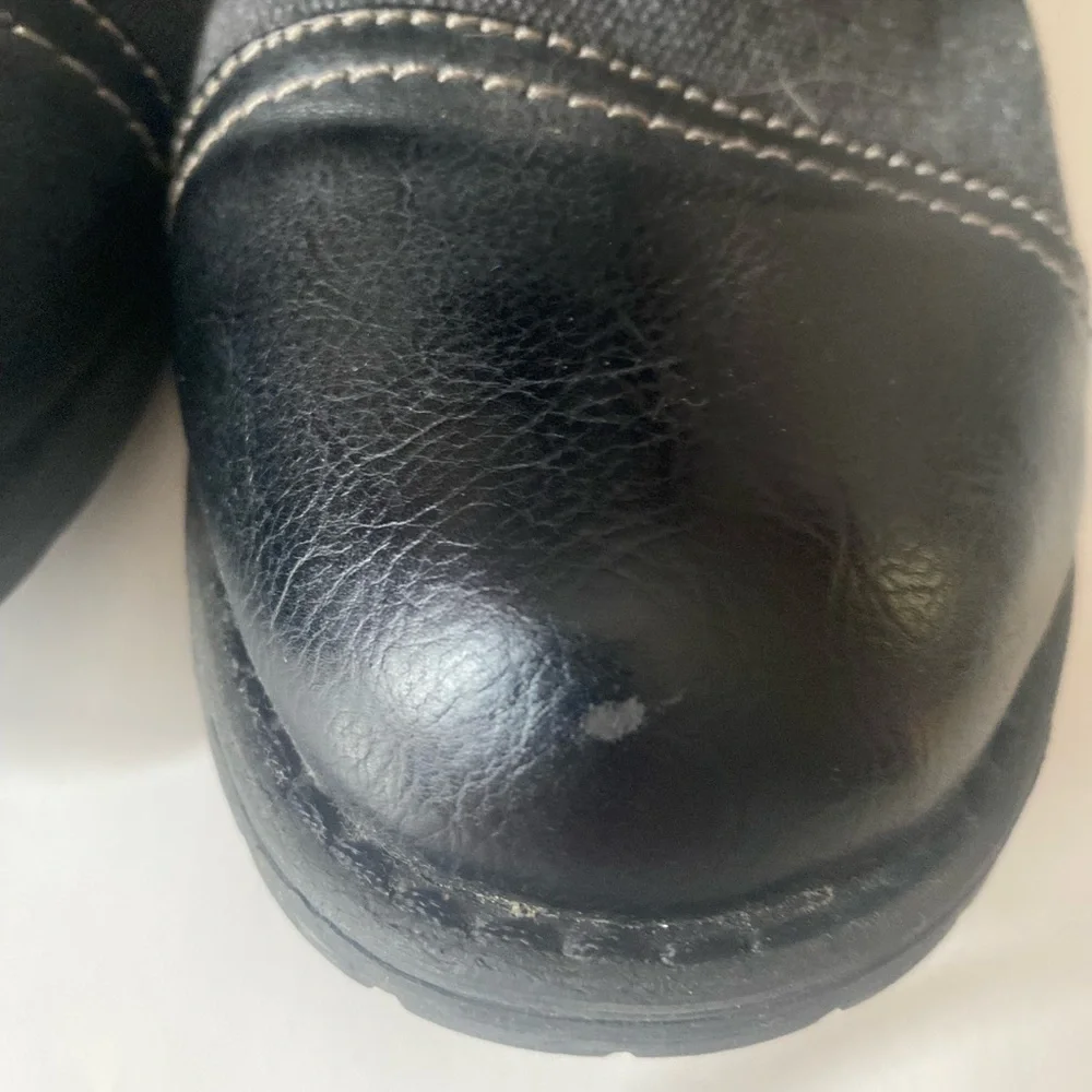 Boots - Picture 11 of 15